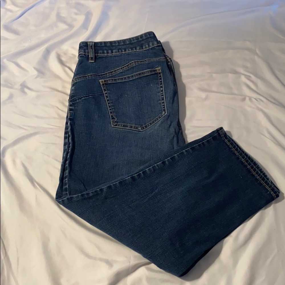 Chico’s So slimming so lifting crop jeans